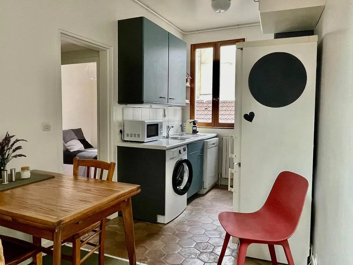 Le Marais Vue Et Metro Ligne 1, 11 Et Rer A, B Apartment Paris 0*,