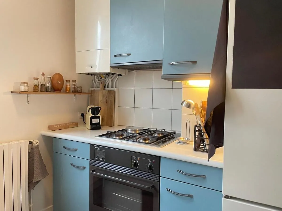 Le Marais Vue Et Metro Ligne 1, 11 Et Rer A, B Apartment Paris 0*,  France